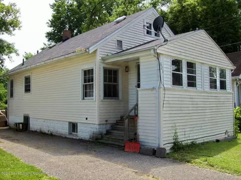 623 Cooper Ave, Lansing, MI 48910 photo 3