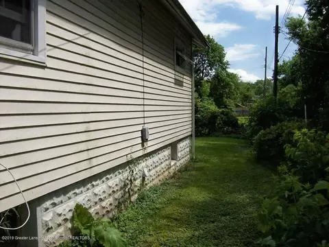 623 Cooper Ave, Lansing, MI 48910 photo 17