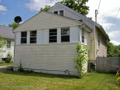 623 Cooper Ave, Lansing, MI 48910 photo 2