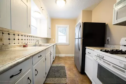 2013 Drexel Rd, Lansing, MI 48915 photo 13
