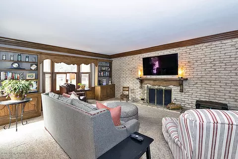 4247 Barton Rd, Lansing, MI 48917 photo 7