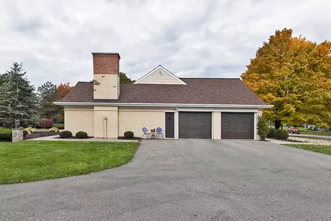 4247 Barton Rd, Lansing, MI 48917 photo 35