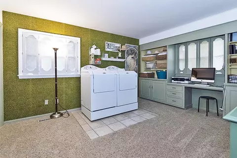 4247 Barton Rd, Lansing, MI 48917 photo 22