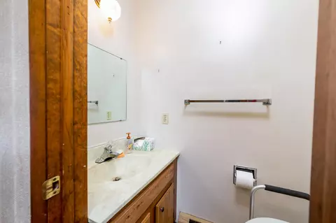 10421 S Krepps Rd, Dewitt, MI 48820 photo 19