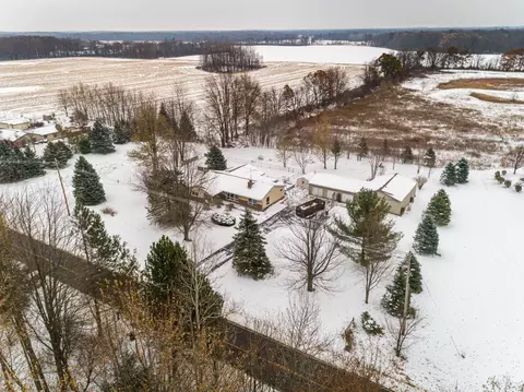 10421 S Krepps Rd, Dewitt, MI 48820 photo 32