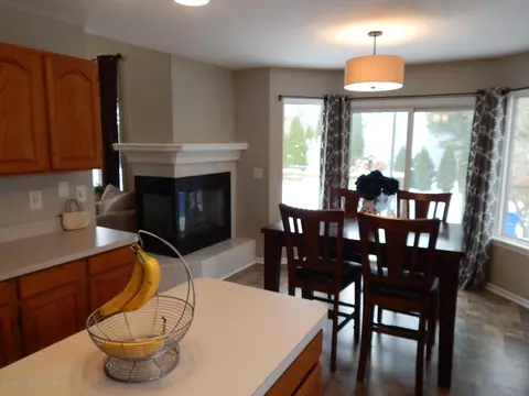 3590 Laureate Dr, Holt, MI 48842 photo 7