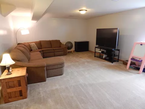 3590 Laureate Dr, Holt, MI 48842 photo 20