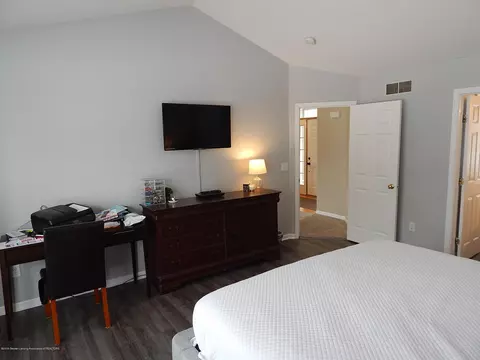 3590 Laureate Dr, Holt, MI 48842 photo 13