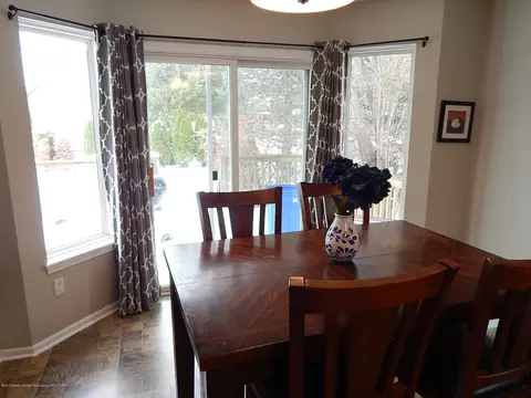 3590 Laureate Dr, Holt, MI 48842 photo 8