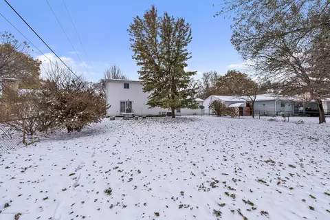 2916 Colchester Rd, Lansing, MI 48906 photo 39