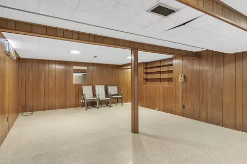 2916 Colchester Rd, Lansing, MI 48906 photo 31