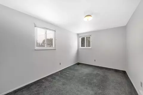 2916 Colchester Rd, Lansing, MI 48906 photo 21