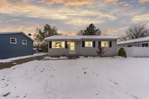 455 N Rogers St, Mason, MI 48854 photo 1