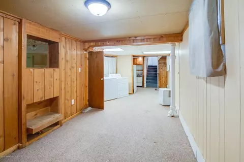 716 Vernon, Lansing, MI 48910 photo 22