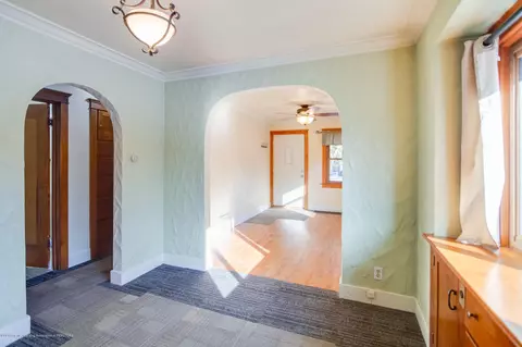 716 Vernon, Lansing, MI 48910 photo 7