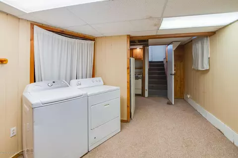 716 Vernon, Lansing, MI 48910 photo 23