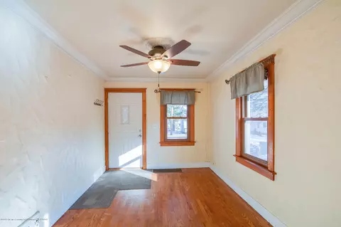 716 Vernon, Lansing, MI 48910 photo 4