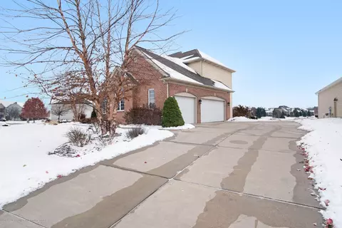 12621 Paradise Dr, Dewitt, MI 48820 photo 34