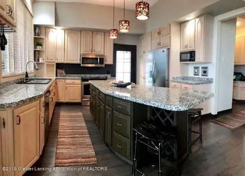 5897 E Lake Dr, Haslett, MI 48840 photo 12