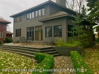 5897 E Lake Dr, Haslett, MI 48840 photo 2
