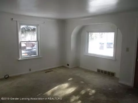 809 Irvington Ave, Lansing, MI 48910 photo 5