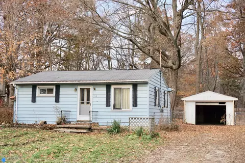116 W Howe Ave, Lansing, MI 48906 photo 1
