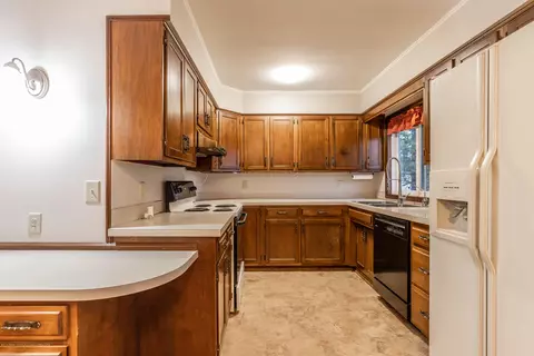 5976 Harper Rd, Holt, MI 48842 photo 6