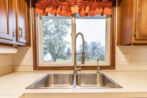 5976 Harper Rd, Holt, MI 48842 photo 10