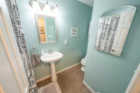 902 Elmwood, Dewitt, MI 48820 photo 17