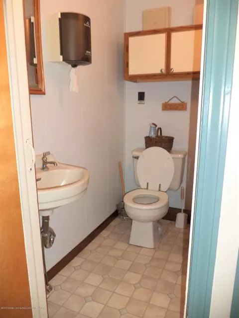 611 E State St, Saint Johns, MI 48879 photo 15