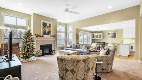 412 Snapdragon Ln, Dewitt, MI 48820 photo 7