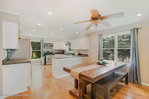 340 W Jefferson, Dimondale, MI 48821 photo 7