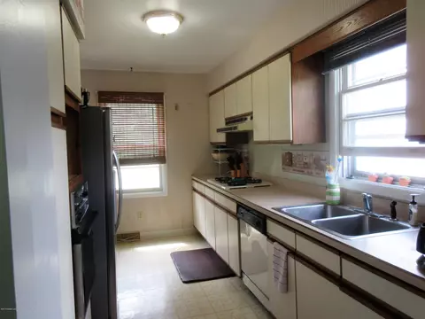6409 Shoeman Rd, Haslett, MI 48840 photo 6