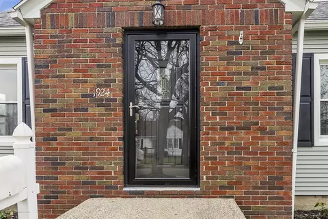 1924 Devonshire Ave, Lansing, MI 48910 photo 5