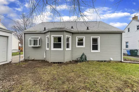 1924 Devonshire Ave, Lansing, MI 48910 photo 24