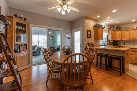 5485 Earliglow Ln, Haslett, MI 48840 photo 8
