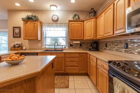 5485 Earliglow Ln, Haslett, MI 48840 photo 12