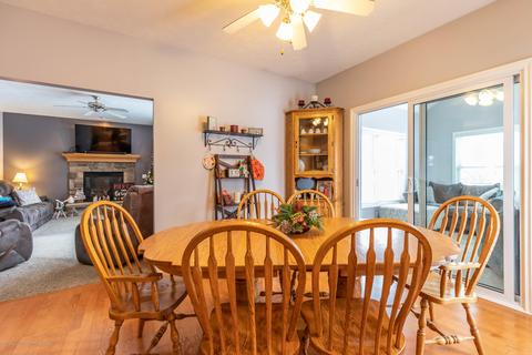 5485 Earliglow Ln, Haslett, MI 48840 photo 7
