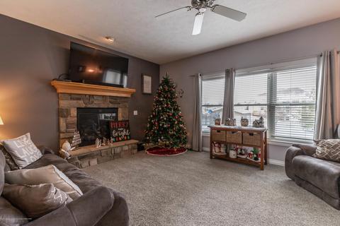 5485 Earliglow Ln, Haslett, MI 48840 photo 5