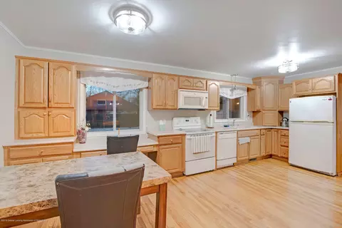 4666 Crampton Way, Holt, MI 48842 photo 5