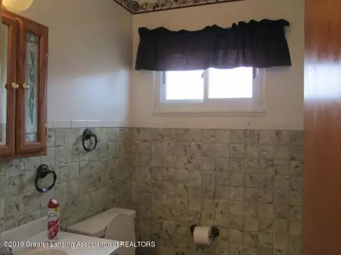 3944 Sheffield Blvd, Lansing, MI 48911 photo 12