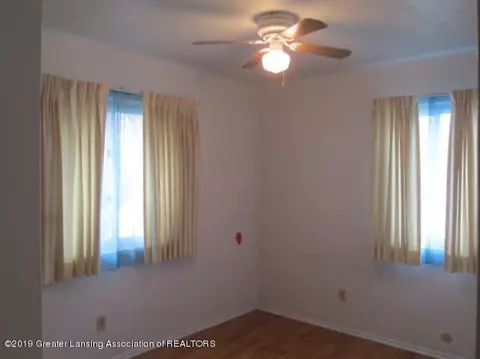 3944 Sheffield Blvd, Lansing, MI 48911 photo 13
