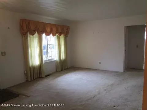 3944 Sheffield Blvd, Lansing, MI 48911 photo 4