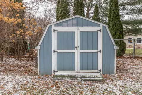 1742 E Stoll Rd, Lansing, MI 48906 photo 26