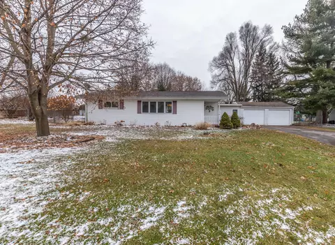 1742 E Stoll Rd, Lansing, MI 48906 photo 24