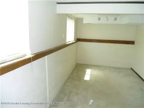 1107 N Chimney Hill Dr, Dewitt, MI 48820 photo 4