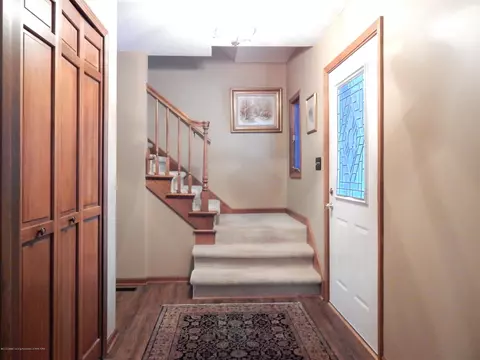 12460 Upton Rd, Bath, MI 48808 photo 6