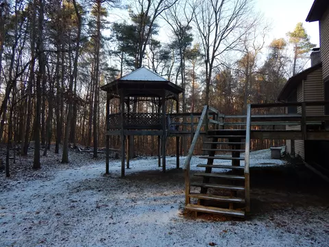12460 Upton Rd, Bath, MI 48808 photo 48
