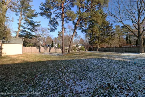 4642 Arrowhead Rd, Okemos, MI 48864 photo 25