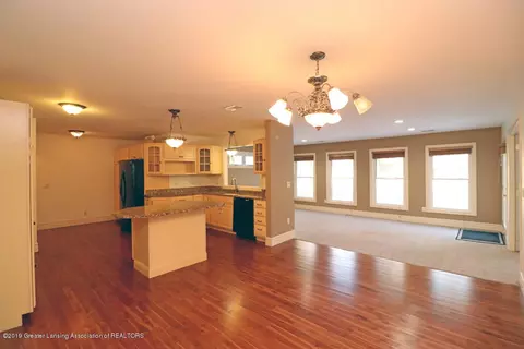4642 Arrowhead Rd, Okemos, MI 48864 photo 6